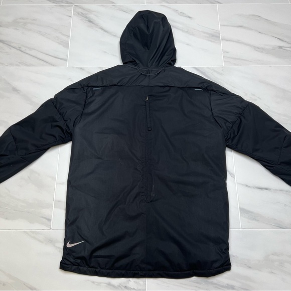 nike dynamic vent running jacket